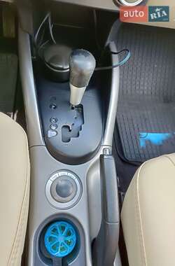 Внедорожник / Кроссовер Mitsubishi Outlander 2007 в 