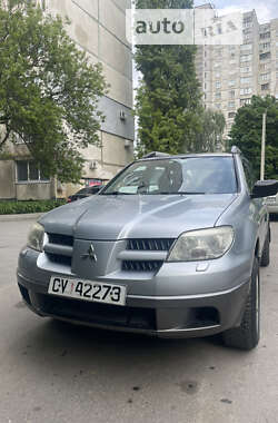 Внедорожник / Кроссовер Mitsubishi Outlander 2004 в Харькове