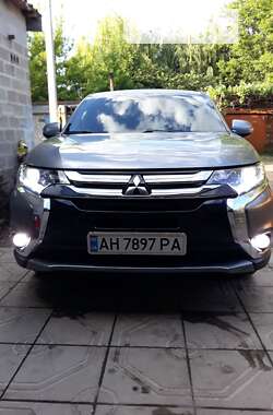 Позашляховик / Кросовер Mitsubishi Outlander 2018 в Києві