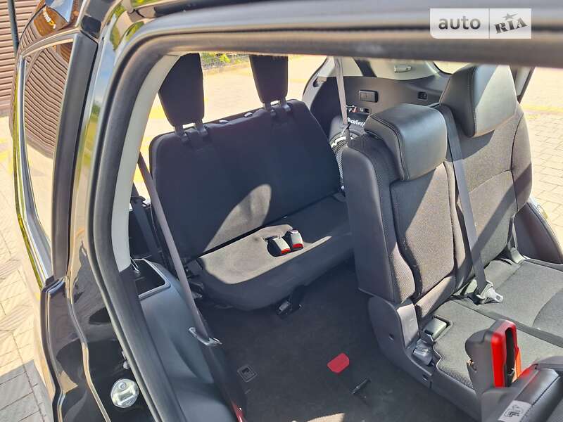 Позашляховик / Кросовер Mitsubishi Outlander 2012 в Стрию