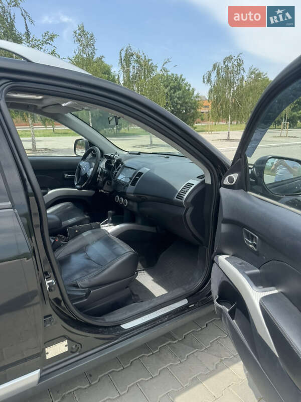 Позашляховик / Кросовер Mitsubishi Outlander 2007 в Ізмаїлі