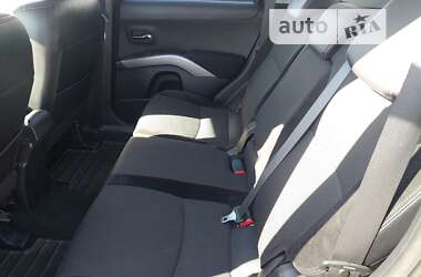 Позашляховик / Кросовер Mitsubishi Outlander 2010 в Львові