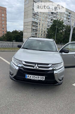 Внедорожник / Кроссовер Mitsubishi Outlander 2018 в Харькове