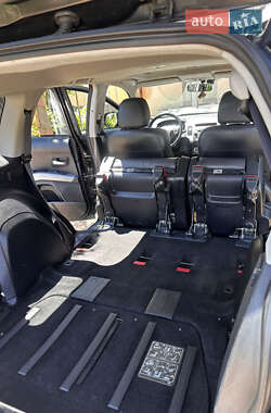 Внедорожник / Кроссовер Mitsubishi Outlander 2010 в 