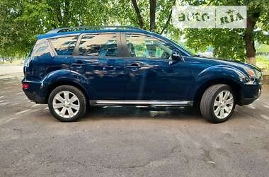 Внедорожник / Кроссовер Mitsubishi Outlander 2010 в Полтаве