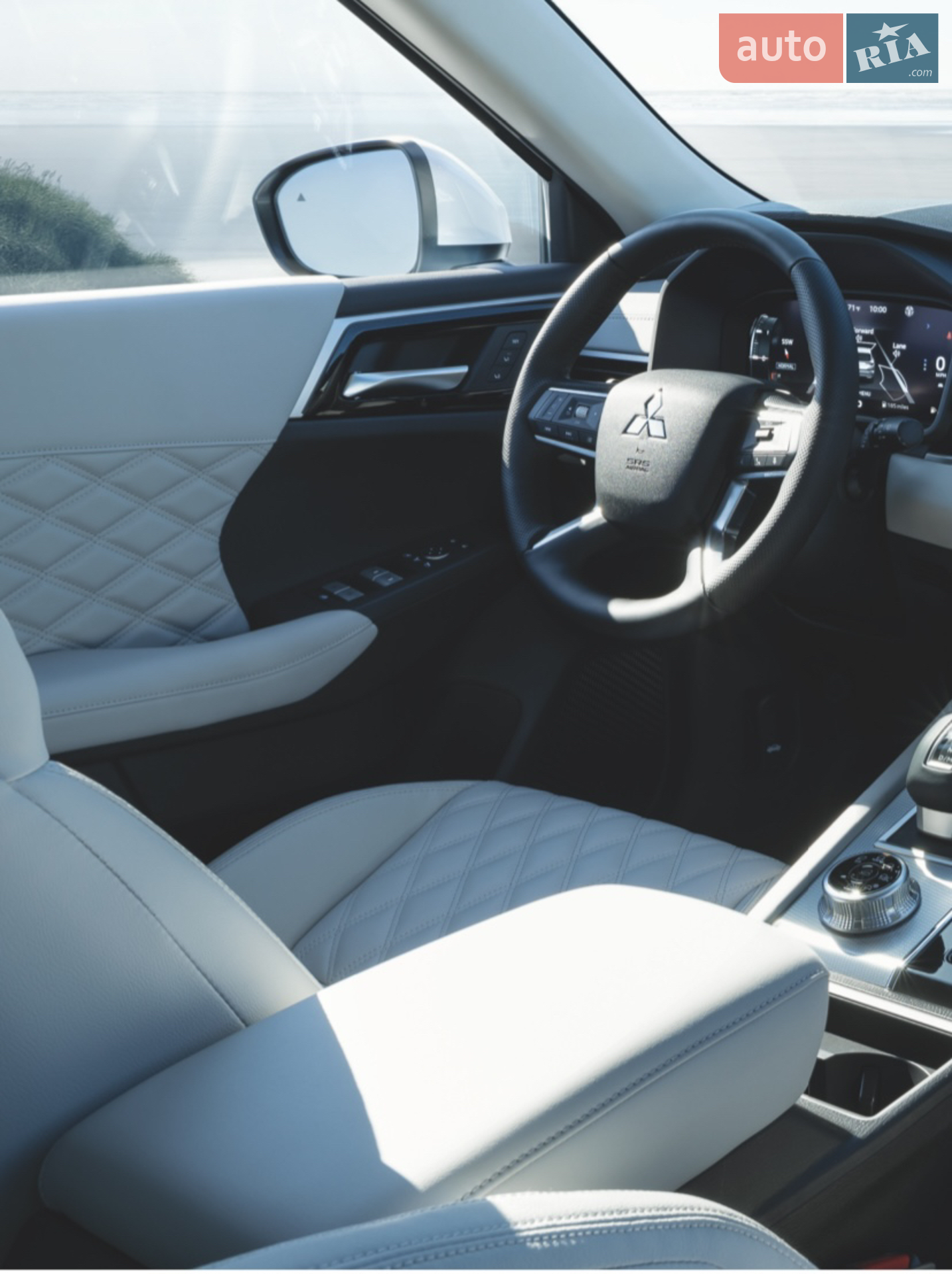 2022 Mitsubishi Outlander - мініатюра 18
