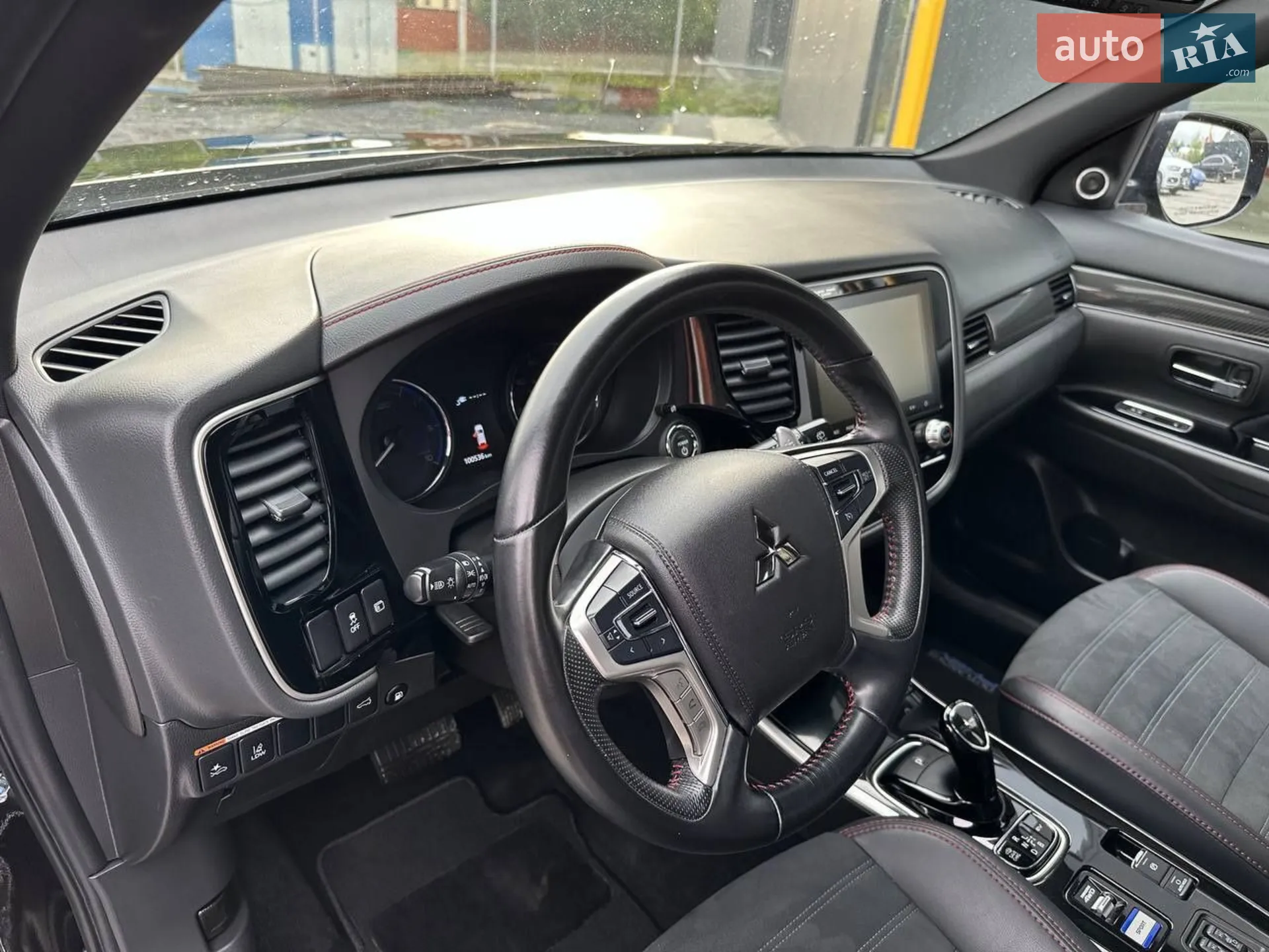 2020 Mitsubishi Outlander - мініатюра 21