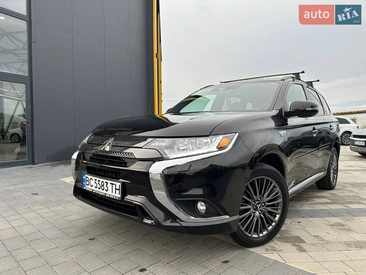 2021 Mitsubishi Outlander - мініатюра 34