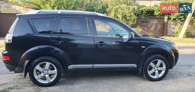 Mitsubishi Outlander 2008