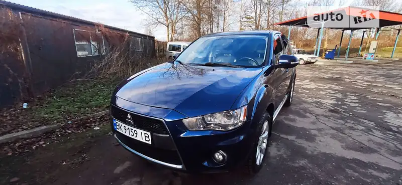 Mitsubishi Outlander 2010