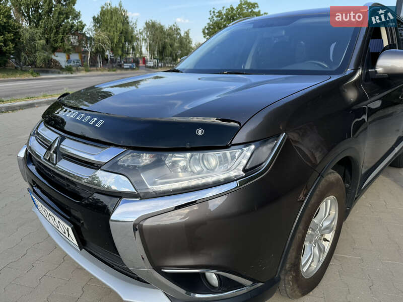 Внедорожник / Кроссовер Mitsubishi Outlander 2016 в Белой Церкви фото 22 Внедорожник / Кроссовер Mitsubishi Outlander 2016 в Белой Церкви