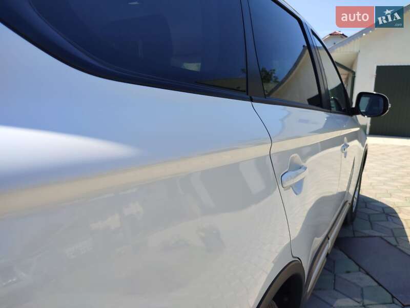 Внедорожник / Кроссовер Mitsubishi Outlander 2021 в Черновцах