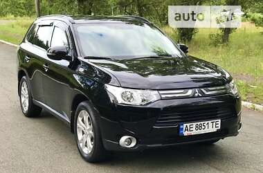 Позашляховик / Кросовер Mitsubishi Outlander 2013 в Кам'янському