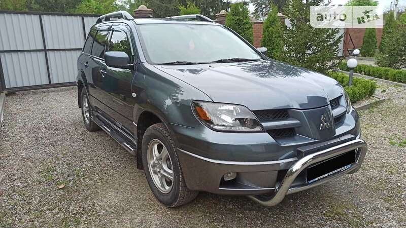 Позашляховик / Кросовер Mitsubishi Outlander 2003 в Сумах