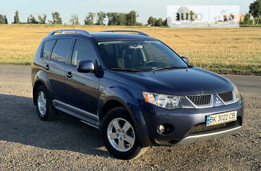 Внедорожник / Кроссовер Mitsubishi Outlander 2009 в Луцке