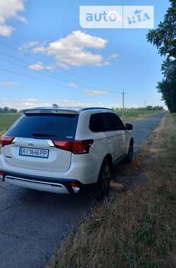 Позашляховик / Кросовер Mitsubishi Outlander 2018 в Білій Церкві