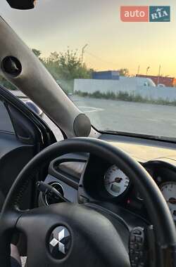 Внедорожник / Кроссовер Mitsubishi Outlander 2007 в 
