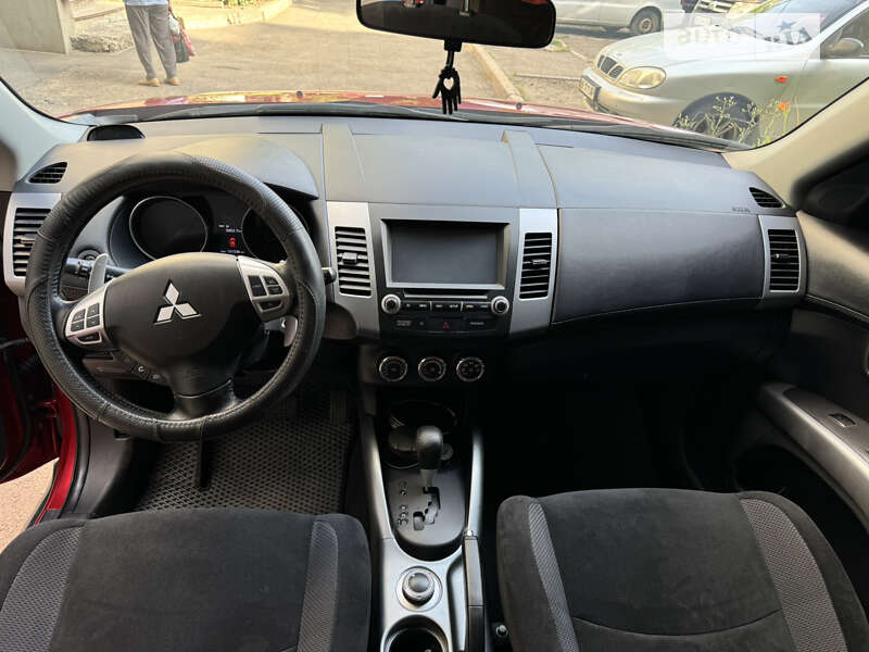Позашляховик / Кросовер Mitsubishi Outlander 2012 в Миколаєві фото 17 Позашляховик / Кросовер Mitsubishi Outlander 2012 в Миколаєві