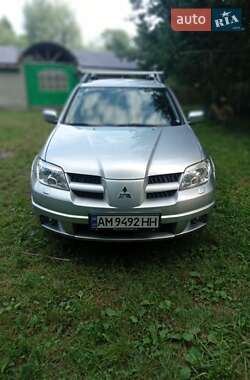 Внедорожник / Кроссовер Mitsubishi Outlander 2006 в 