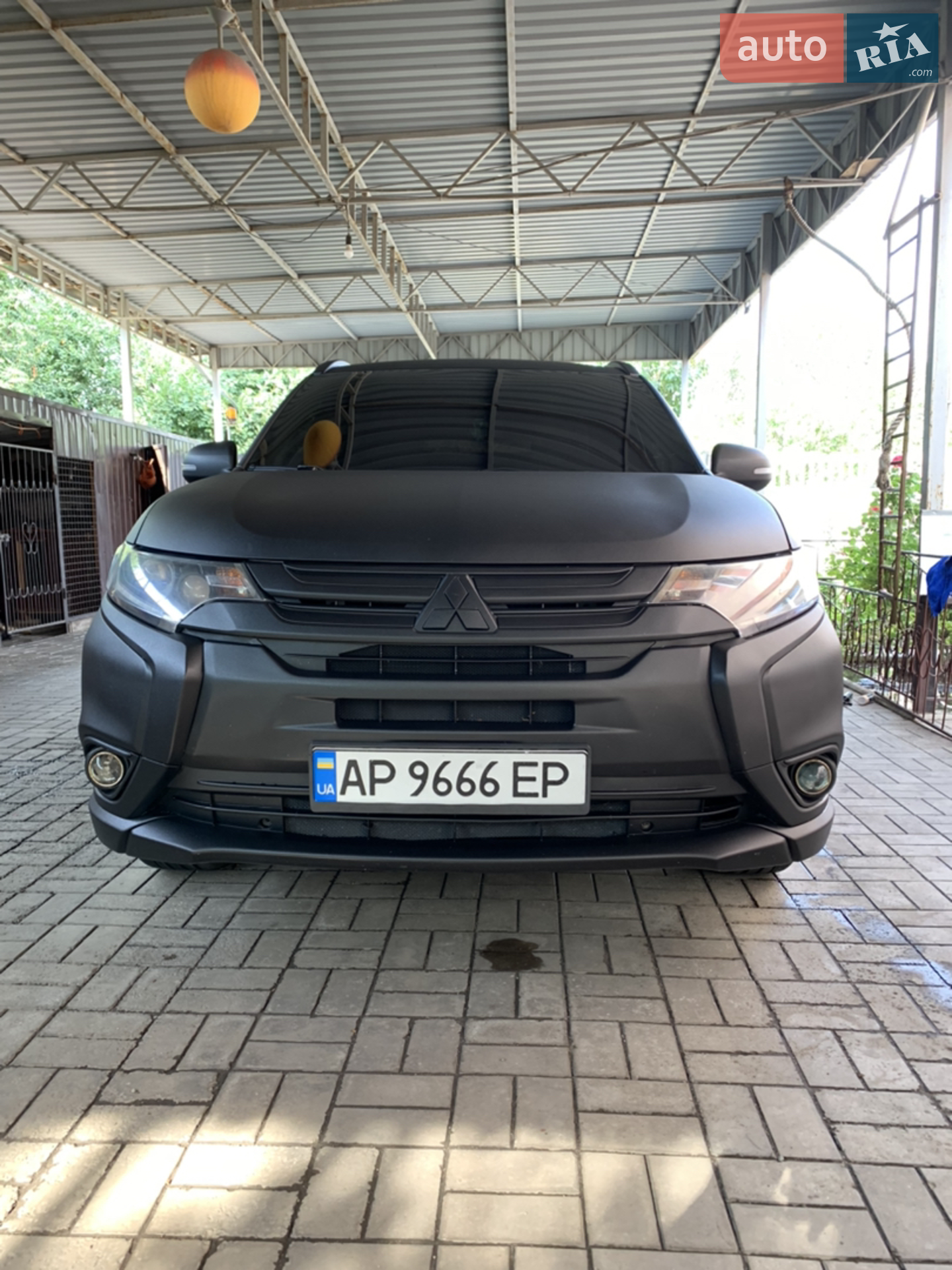 2016 Mitsubishi Outlander - фото 1