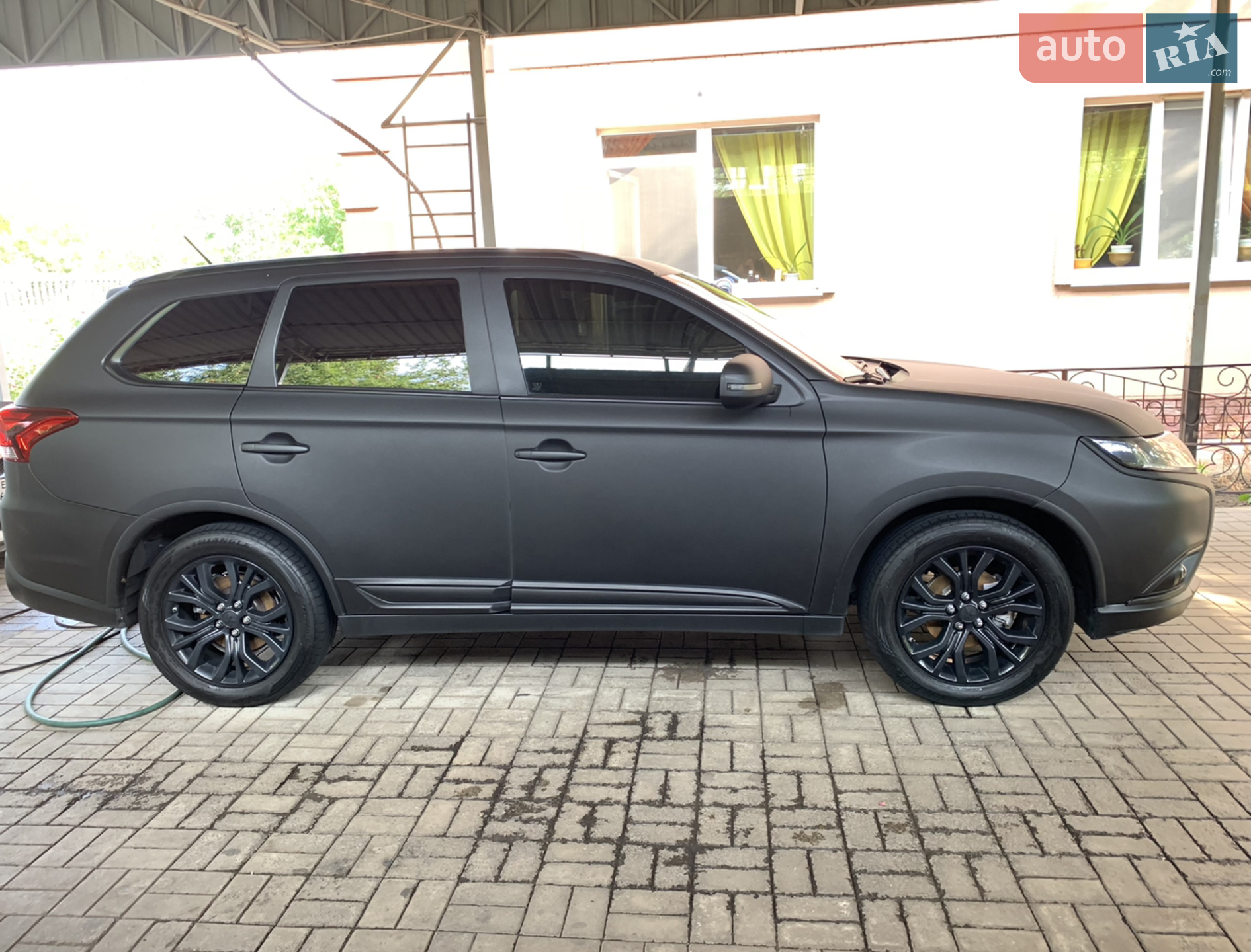 2016 Mitsubishi Outlander - мініатюра 2