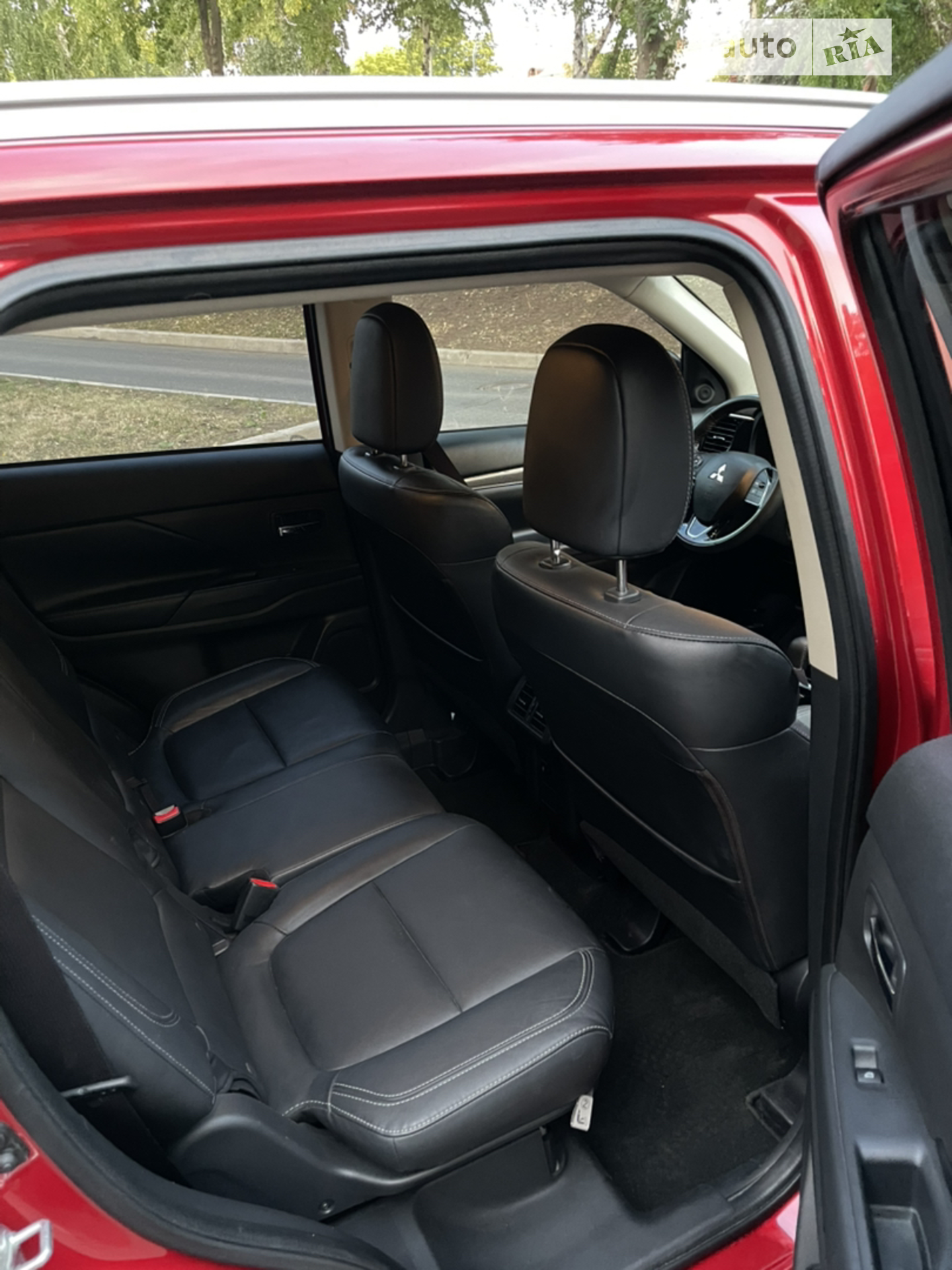 2019 Mitsubishi Outlander - мініатюра 8