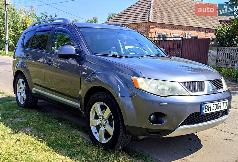Позашляховик / Кросовер Mitsubishi Outlander 2007 в Кілії