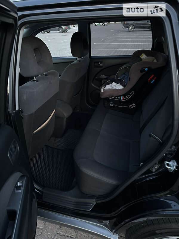 Внедорожник / Кроссовер Mitsubishi Outlander 2005 в Житомире