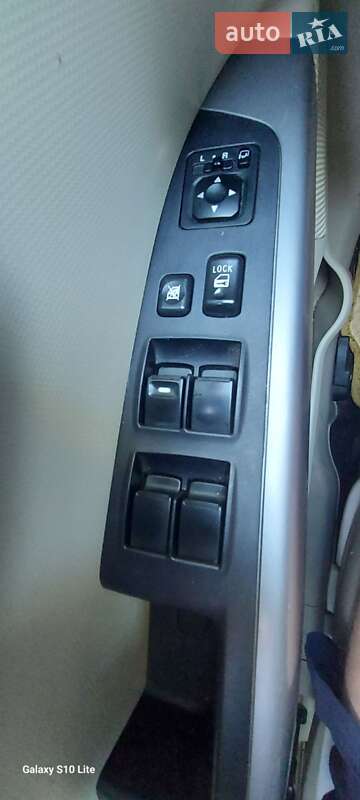 Позашляховик / Кросовер Mitsubishi Outlander 2012 в Верхньодніпровську фото 15 Позашляховик / Кросовер Mitsubishi Outlander 2012 в Верхньодніпровську