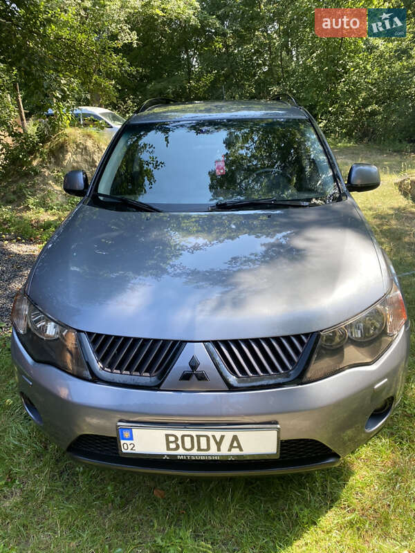 Mitsubishi Outlander 2008