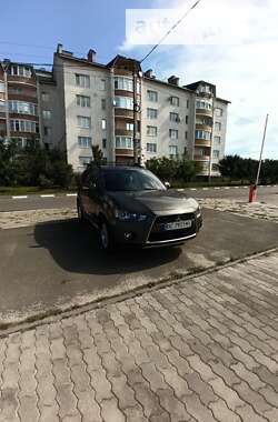 Внедорожник / Кроссовер Mitsubishi Outlander 2011 в Львове