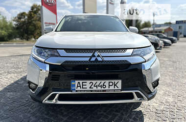 Позашляховик / Кросовер Mitsubishi Outlander 2021 в Дніпрі