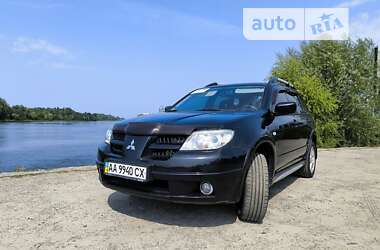 Позашляховик / Кросовер Mitsubishi Outlander 2007 в Києві