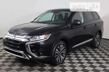 Mitsubishi Outlander 2020