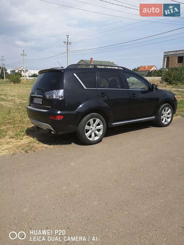 Позашляховик / Кросовер Mitsubishi Outlander 2011 в Одесі