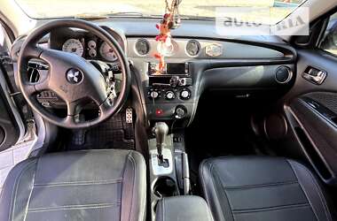 Внедорожник / Кроссовер Mitsubishi Outlander 2006 в 