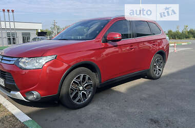 Внедорожник / Кроссовер Mitsubishi Outlander 2014 в Ужгороде