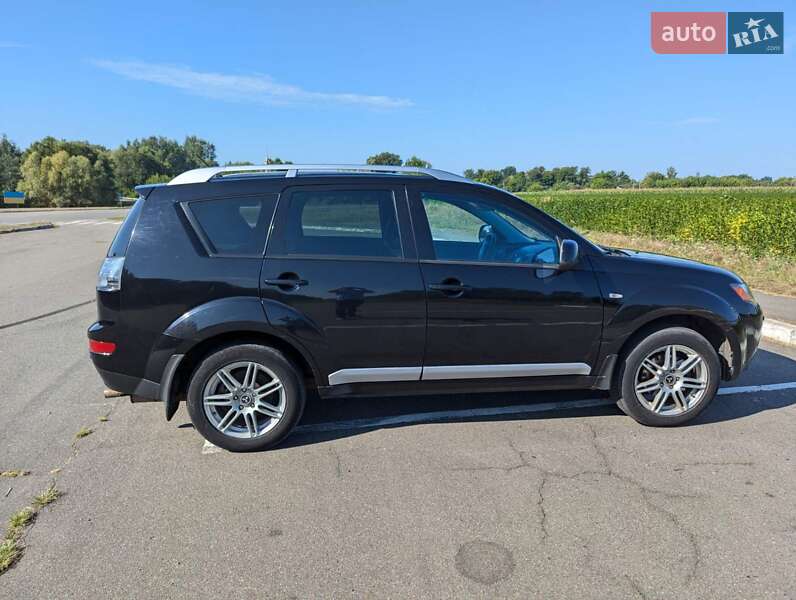 Внедорожник / Кроссовер Mitsubishi Outlander 2007 в Конотопе
