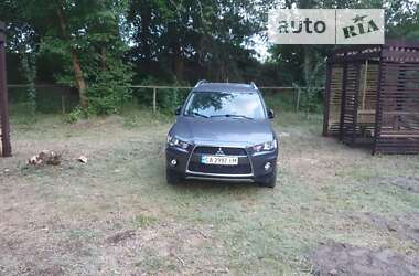 Внедорожник / Кроссовер Mitsubishi Outlander 2010 в Чигирине