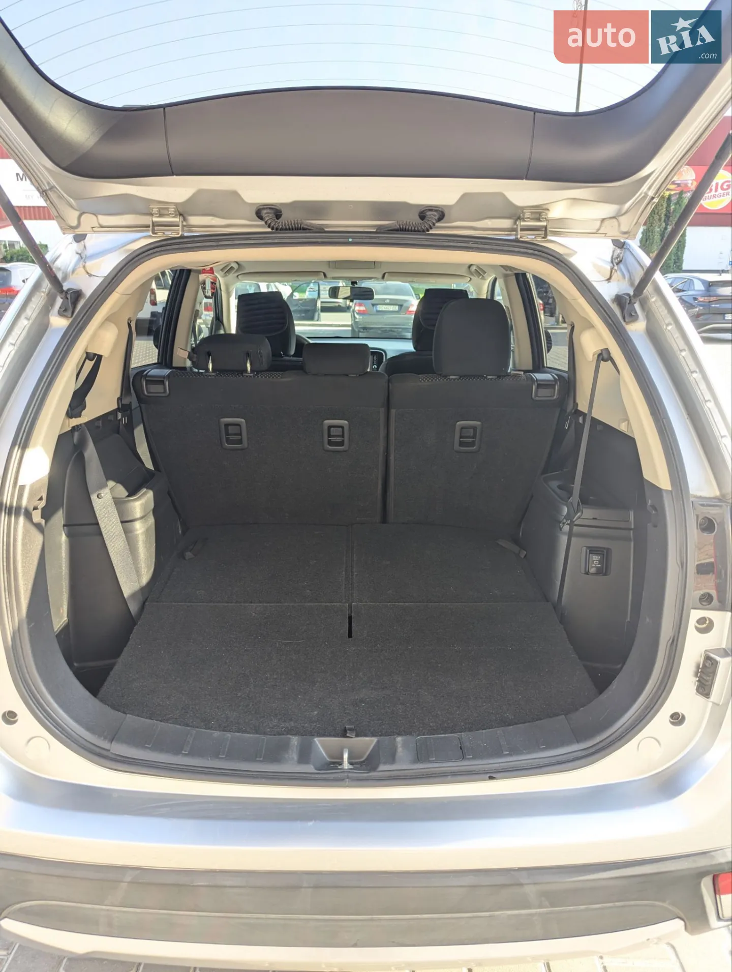 2017 Mitsubishi Outlander - мініатюра 13