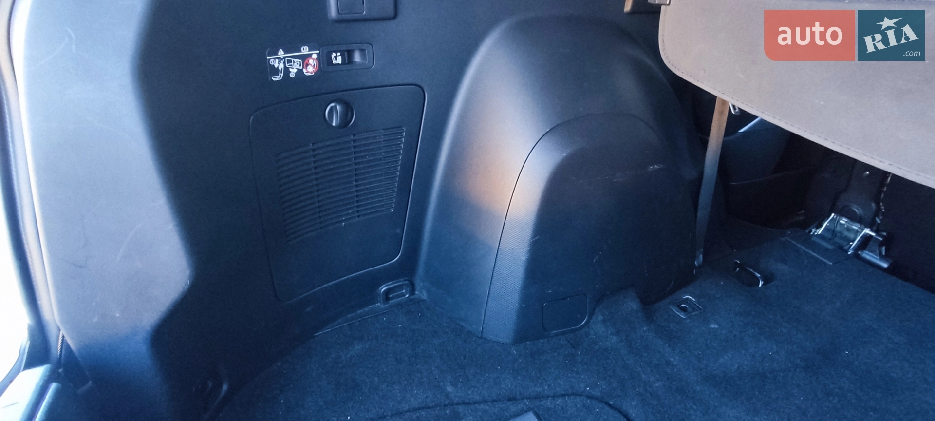2011 Mitsubishi Outlander - мініатюра 10