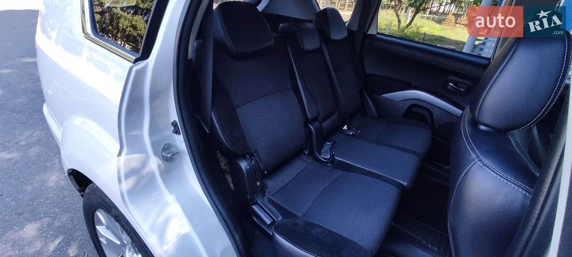 2011 Mitsubishi Outlander - мініатюра 19