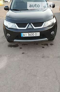 Позашляховик / Кросовер Mitsubishi Outlander 2008 в Запоріжжі