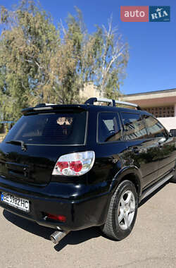 Позашляховик / Кросовер Mitsubishi Outlander 2007 в Миколаєві