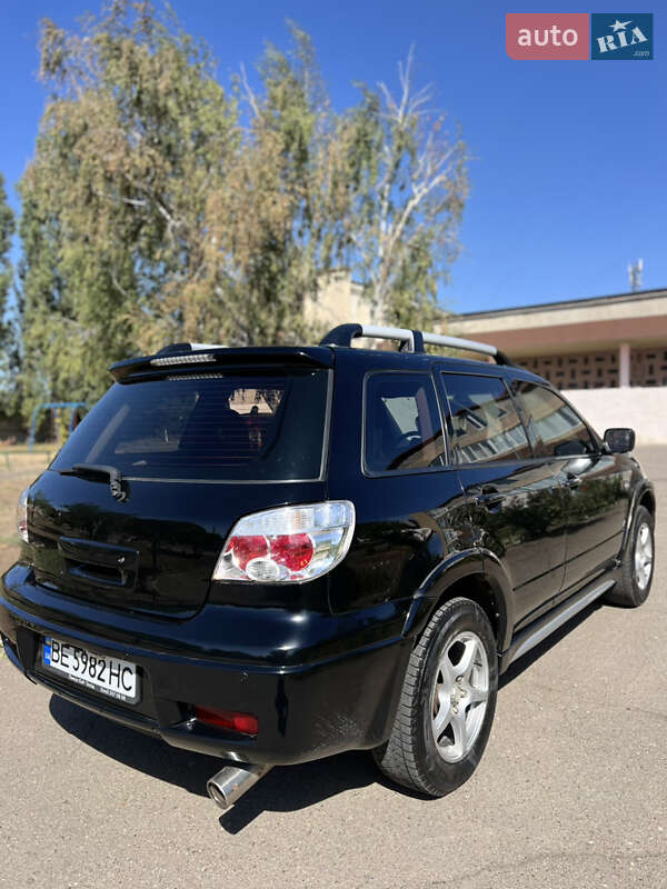 Внедорожник / Кроссовер Mitsubishi Outlander 2007 в Николаеве