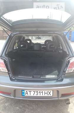 Позашляховик / Кросовер Mitsubishi Outlander 2004 в Славському