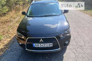 Позашляховик / Кросовер Mitsubishi Outlander 2009 в Житомирі