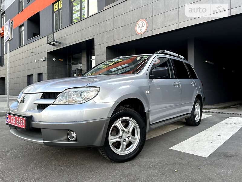 Позашляховик / Кросовер Mitsubishi Outlander 2007 в Києві