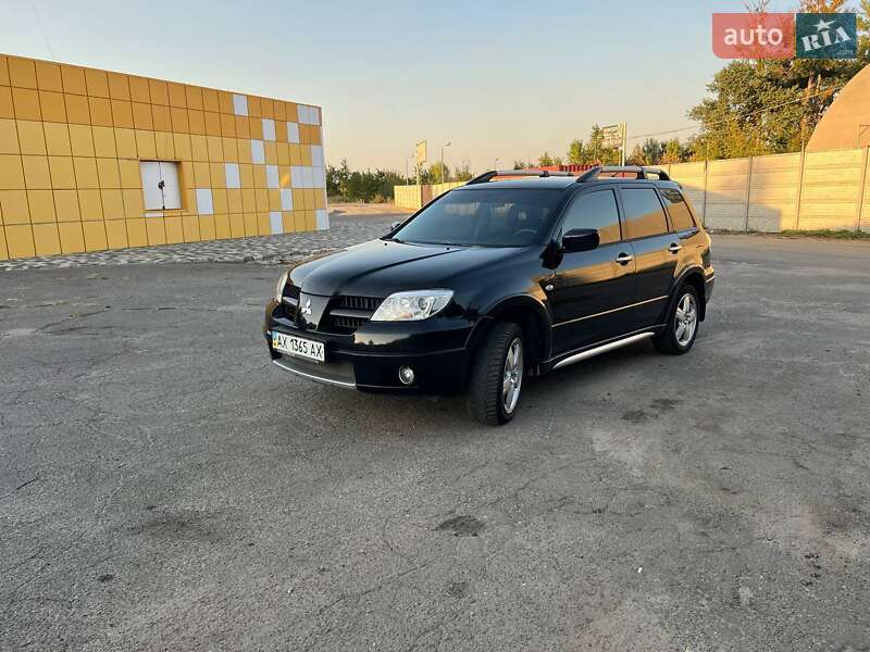 Позашляховик / Кросовер Mitsubishi Outlander 2008 в Харкові