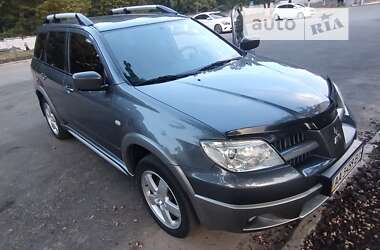 Внедорожник / Кроссовер Mitsubishi Outlander 2006 в Киеве